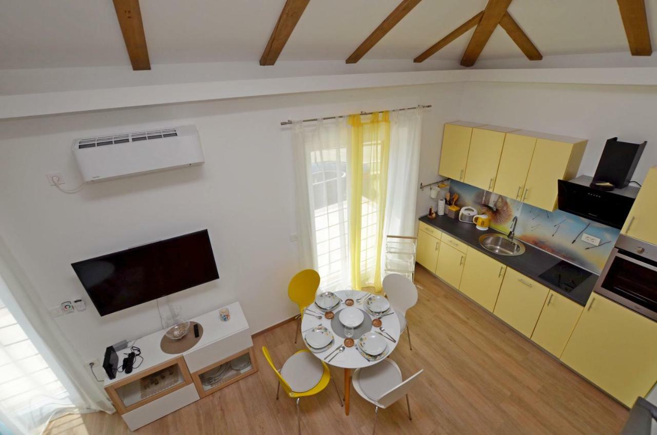 Apartments Golden Hour Jurdani Extérieur photo