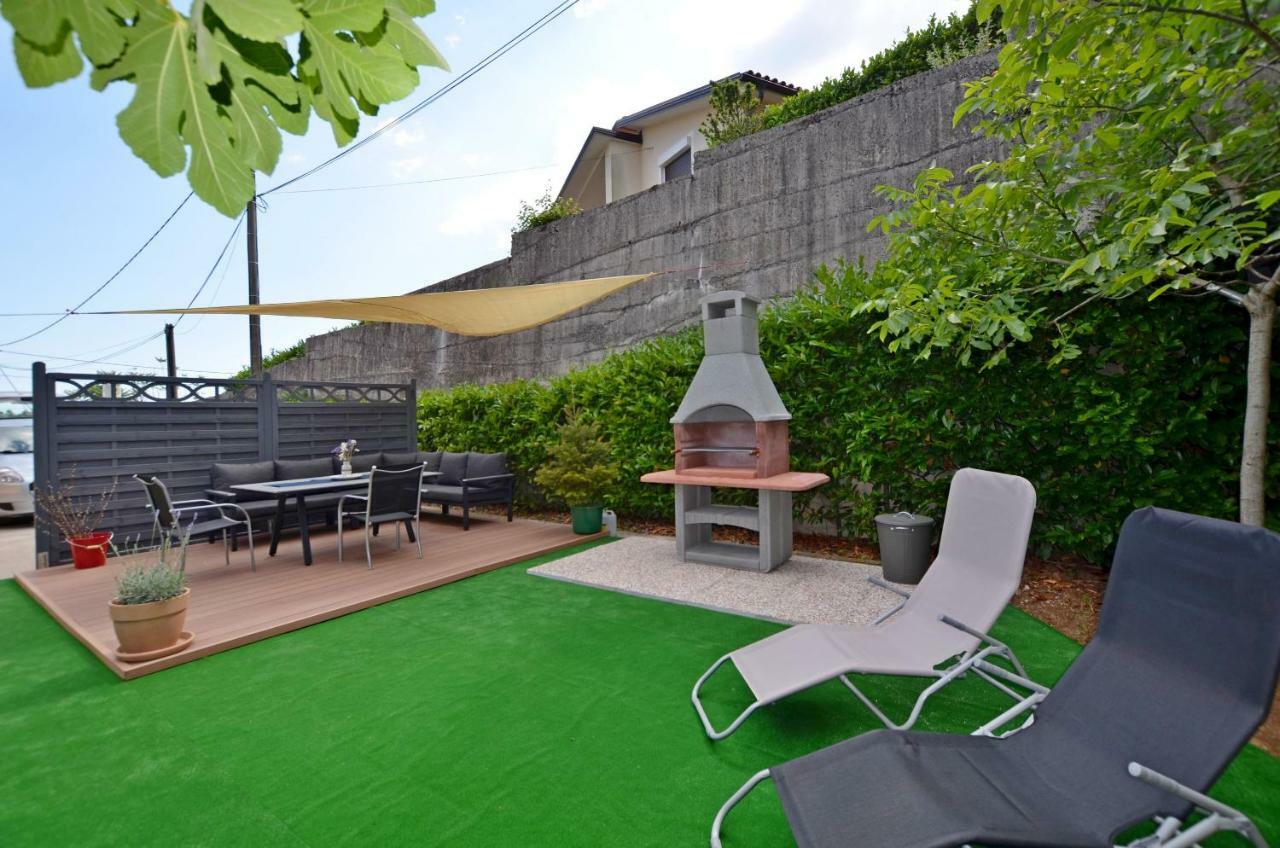 Apartments Golden Hour Jurdani Extérieur photo